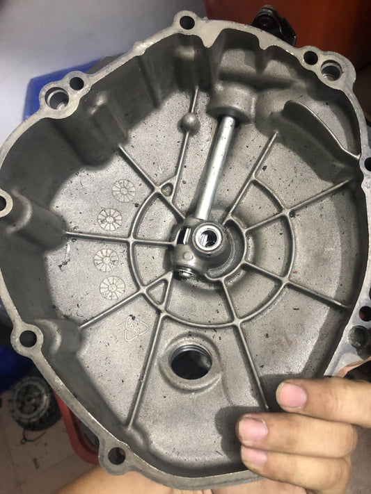 09-14 YAMAHA YFZ-R1 Engine Clutch Cover 14B-15421-00-00