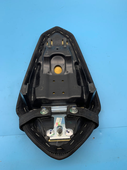 18-23 KAWASAKI Rear Passenger Pillion Seat OEM 53066-0613-12Y