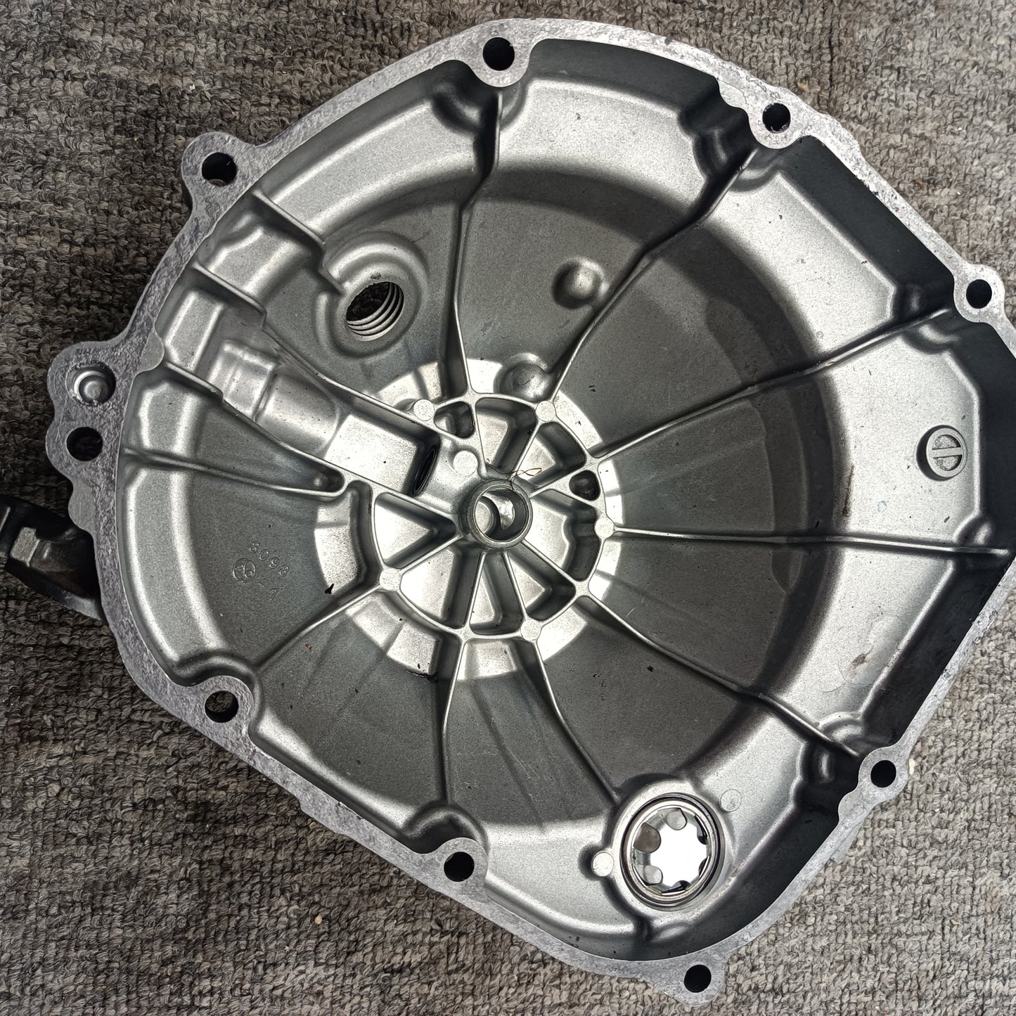 17-24 KAWASAKI Z900 Clutch Cover 14032-0676