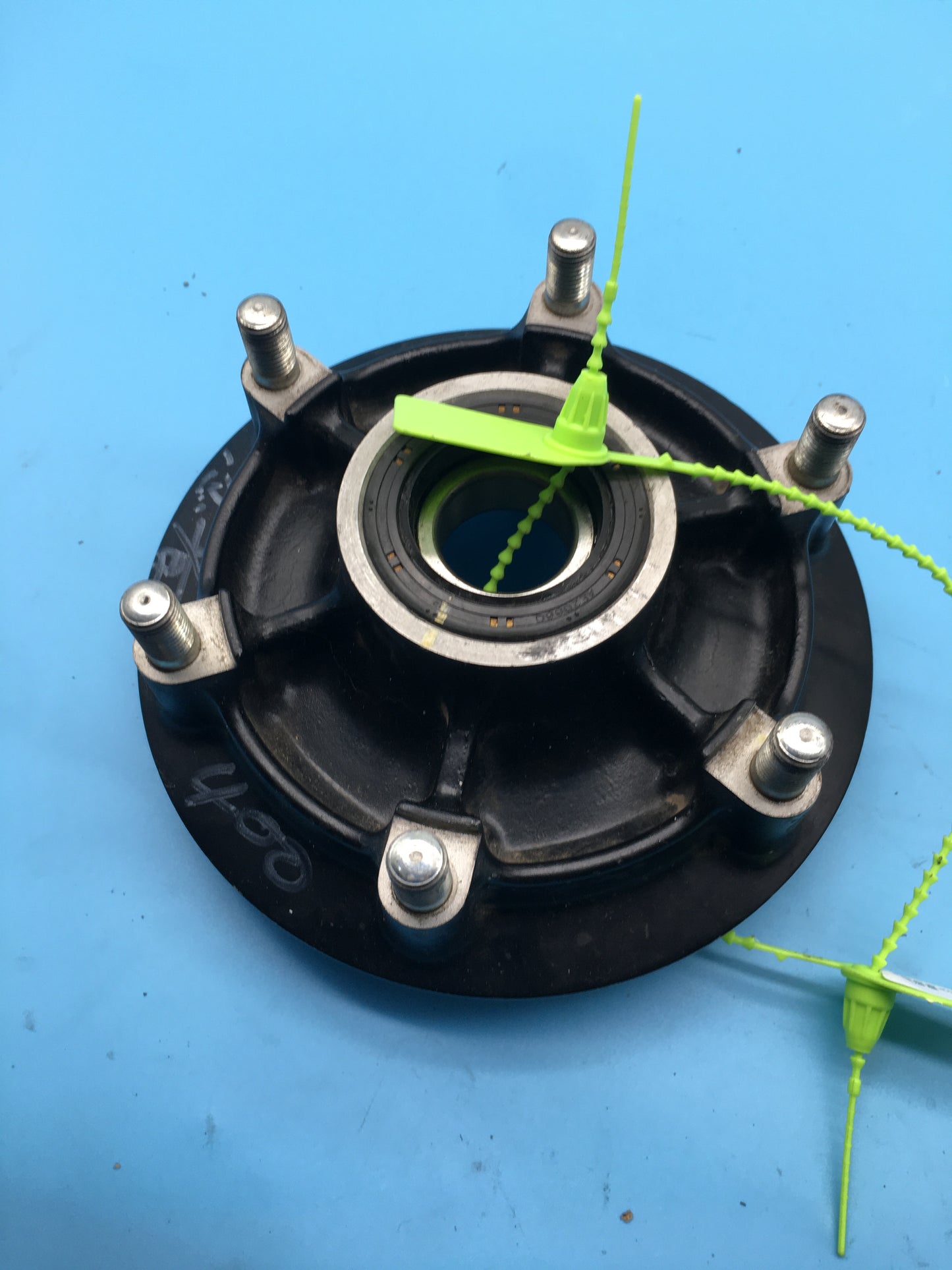13-23 KAWASAKI ER400 Ninja400/300 Rear Wheel Rim Hub Coupling 42033-0574