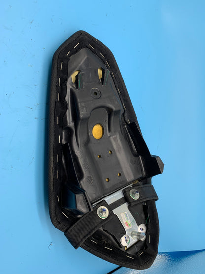 18-23 KAWASAKI Rear Passenger Pillion Seat OEM 53066-0613-12Y