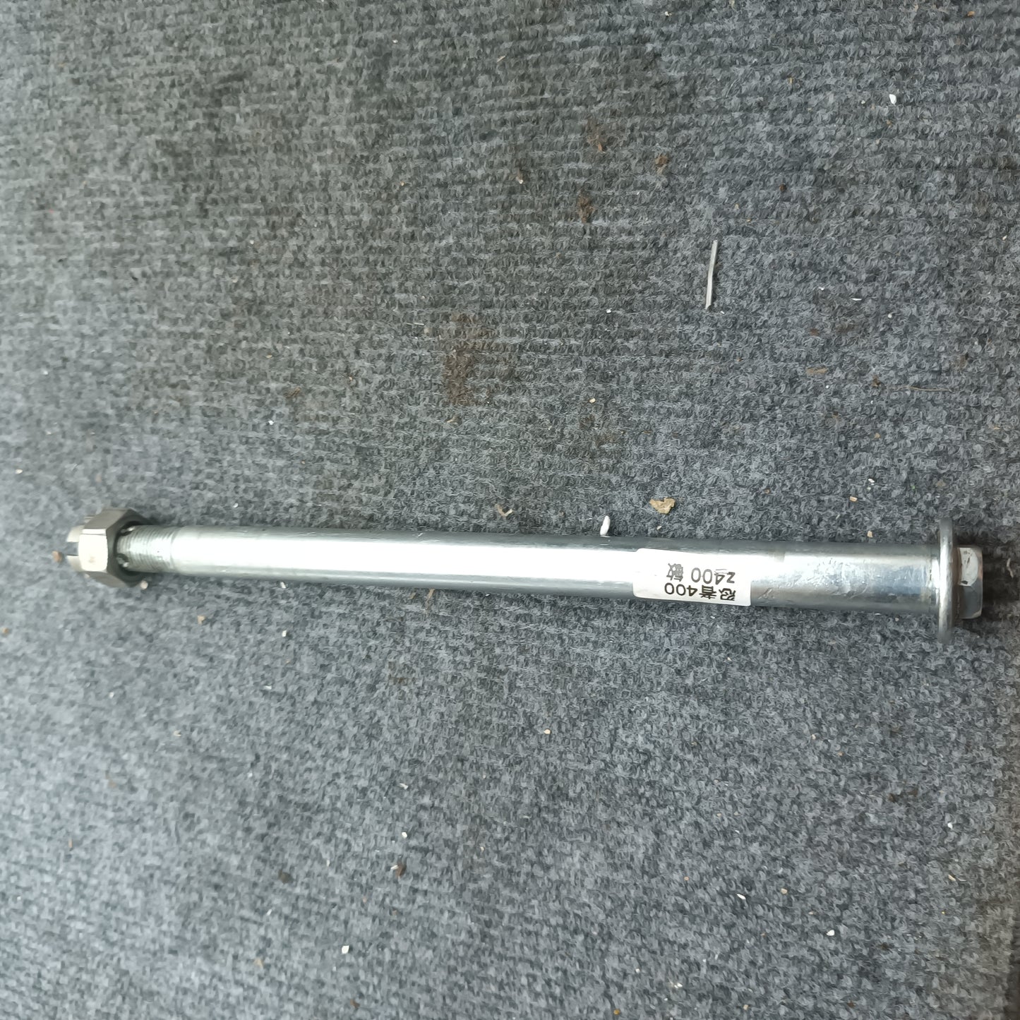 18-23 KAWASAKI NINJA400 Z400 Front Wheel Axle OEM 41068-0643