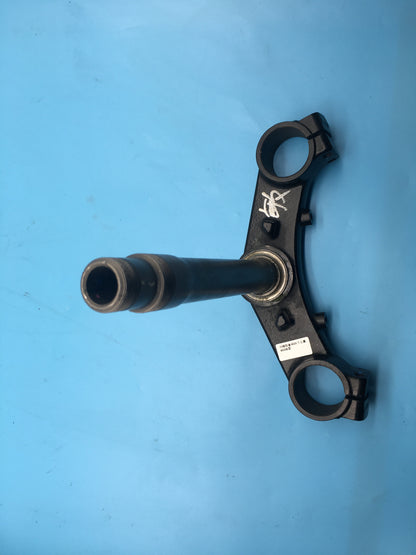 18-23 KAWASAKI Ninja400 Z400 Fork Holder Lower Bottom Triple Tree 44037-0178-21